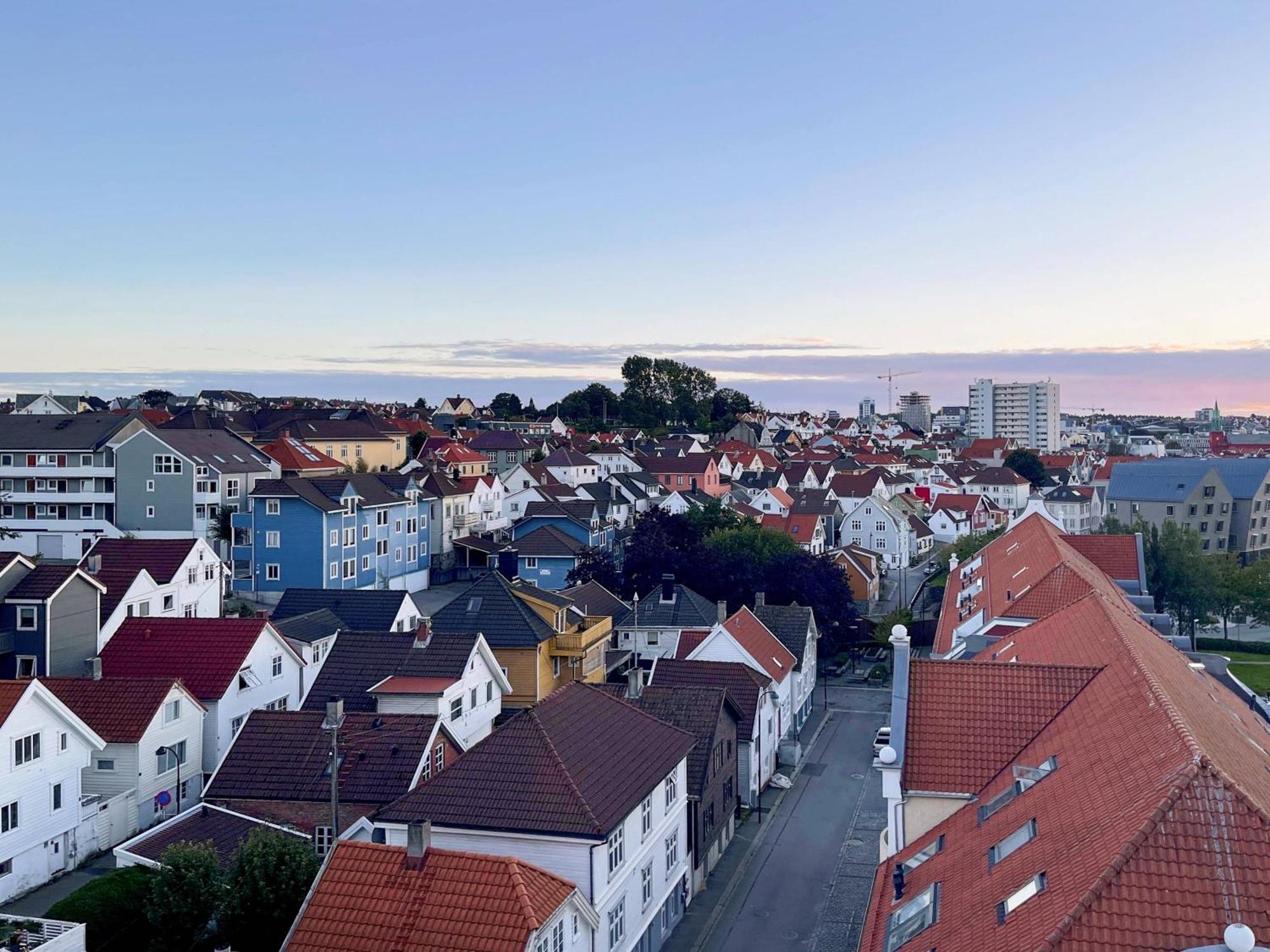 Apartment Vibrant On Bustling Street, Above A Restaurant Perfect For Tourists, Stavanger